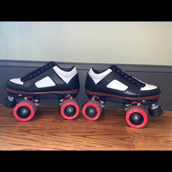 Riedell custom skates SIZE 5 - Picture 2 of 9